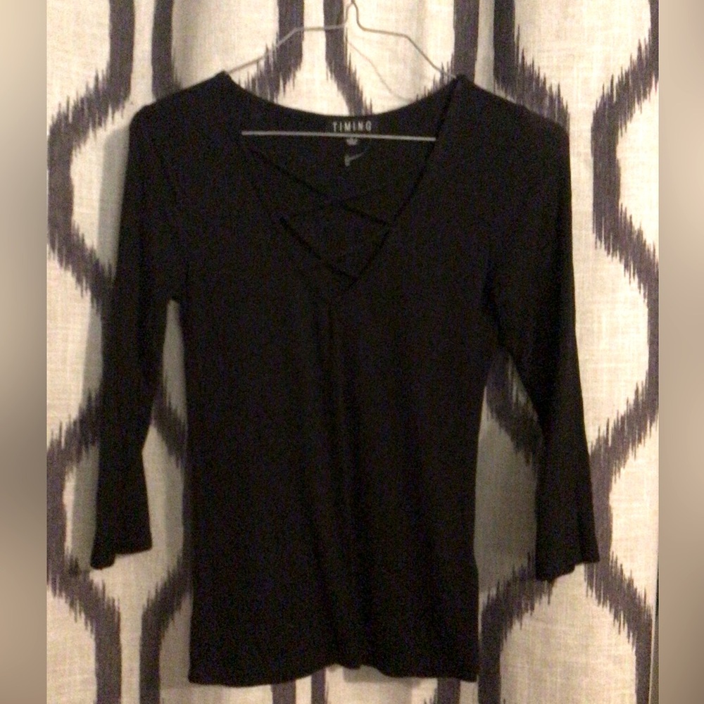 WOMENS BLACK SHIRT